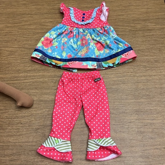 Matilda Jane stuffed Olivia Doll in green garden dress and leggings - Picture 7 of 7